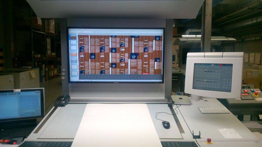 Camporese sold CD102-8LX3-UV and refurbished CD102-6+L to Cosmografica Albertini Milano