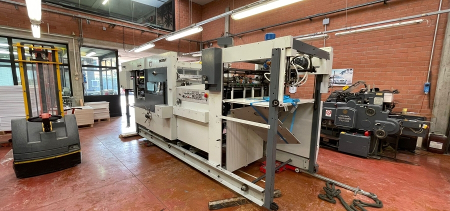 We are installing in Tuscany a Die-Cutting BOBST SP 102E - Rebuilt