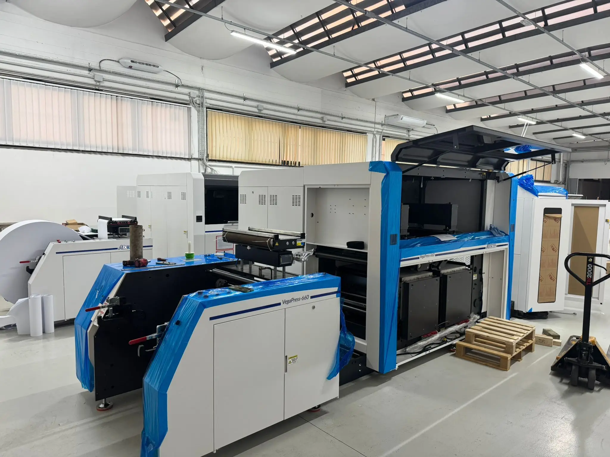Grafica Effedue renews its trust in Camporese with a second 64x88 inkjet sheet-fed digital press, supplied by Camporese&rsquo;s new Digital Division.