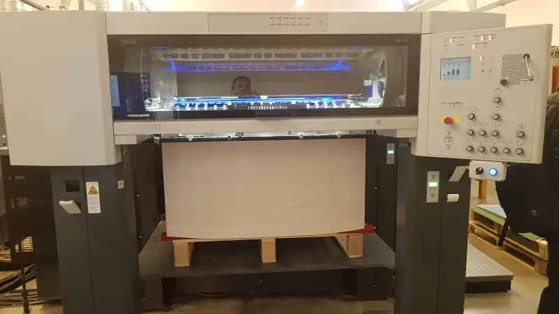 Camporese sold an Heidelberg XL105-5LX-LED-UV to La Grafica of Bergamo (IT)